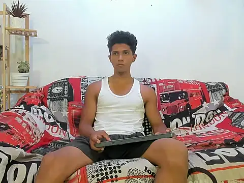 Yoel hot2004 online show from 14, 2, 2026