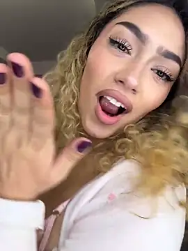 Maddy Beluci online show from 11, 4, 2026