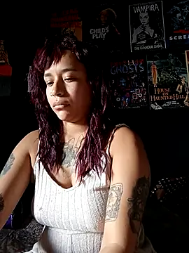 GingerLara online show from 9, 2, 2026