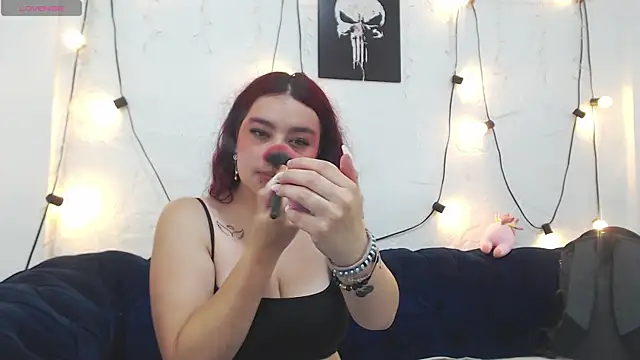 Snapshot of CarolRousee chatting on 28, 2, 2026 CarolRousee online show from 28, 2, 2026