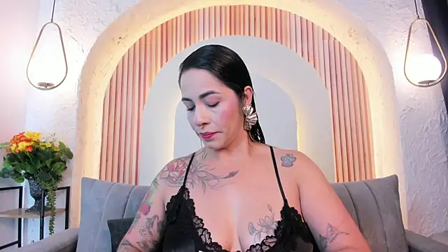 Snapshot of violet_scott_ chatting on 1, 7, 2026 violet scott online show from 1, 7, 2026