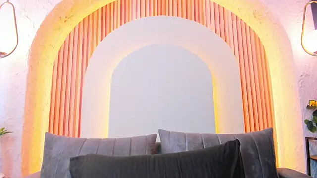 Snapshot of violet_scott_ chatting on 12, 6, 2026 violet scott online show from 12, 6, 2026