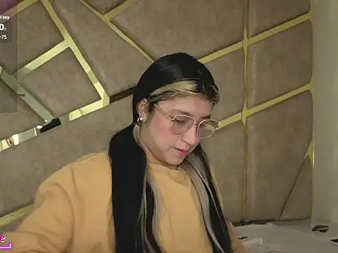 Dahiana Dmour  online show from 24, 2, 2026