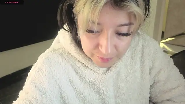 Dahiana Dmour  online show from 21, 3, 2026