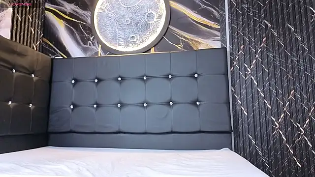 Snapshot of Karolyn_rousse chatting on 13, 2, 2026 Karolyn rousse online show from 13, 2, 2026