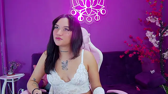 valery-vixen2 online show from 23, 2, 2026