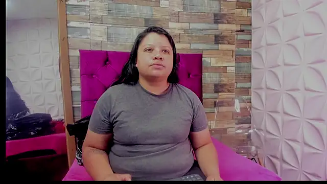 Carolina-Lenon online show from 10, 2, 2026