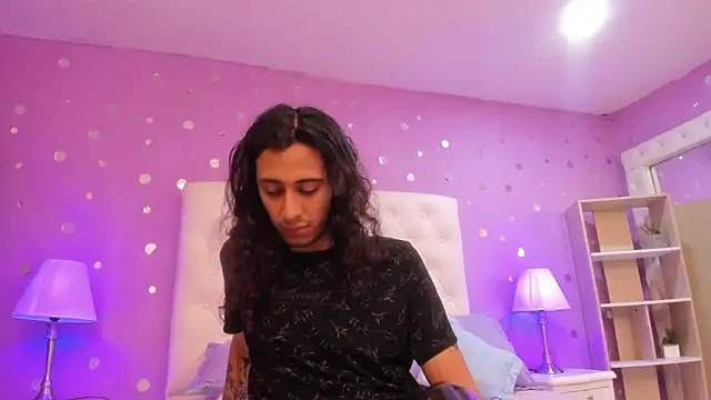 Snapshot of Goldentemptation_ chatting on 17, 2, 2026 Goldentemptation online show from 17, 2, 2026