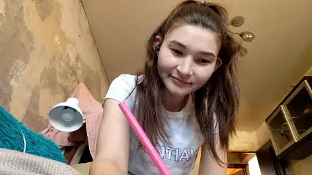 Snapshot of JessieLegend chatting on 5, 2, 2026 JessieLegend online show from 5, 2, 2026