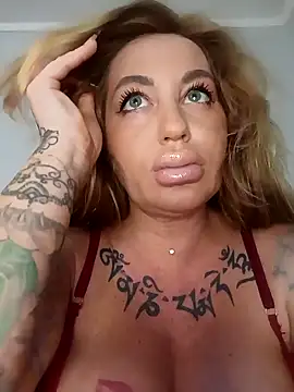 MiaMooly online show from 30, 3, 2026