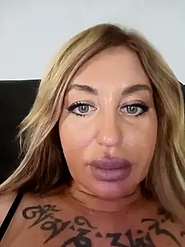 MiaMooly online show from 19, 12, 2025