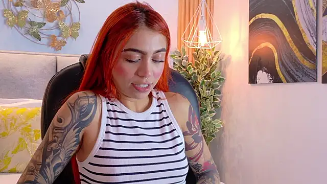 Polygonniaa online show from 24, 2, 2026