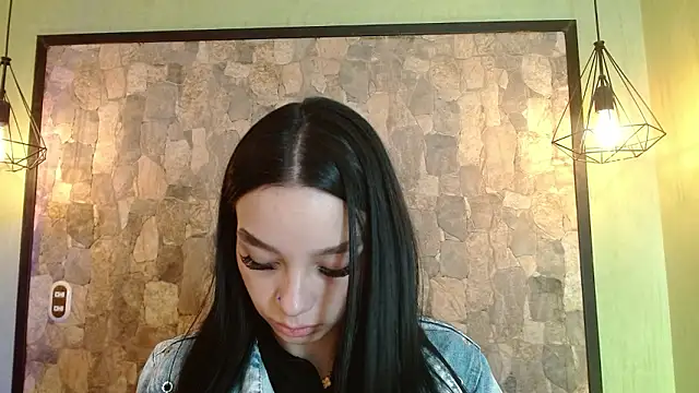 Elizabeth Ferrer online show from 21, 3, 2026