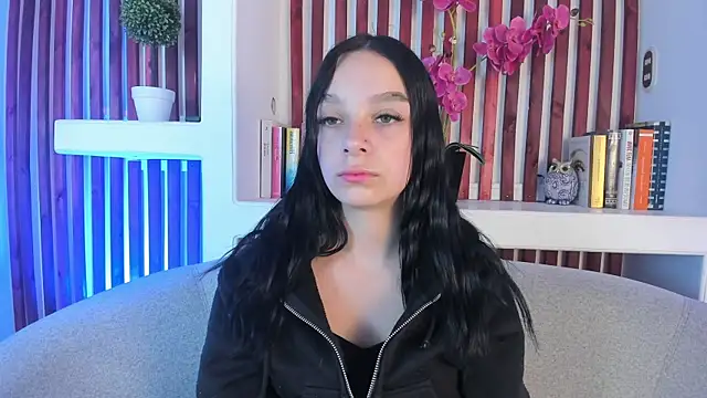 Elizabeth Ferrer online show from 9, 4, 2026