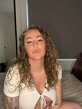 KristinaLouu online show from 9, 7, 2026