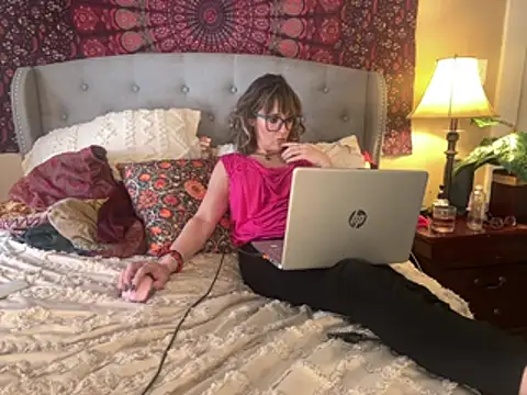 BrookiesLife online show from 12, 5, 2026