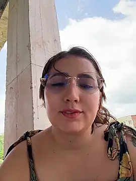 Arya    online show from 15, 4, 2026