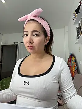 Arya    online show from 3, 3, 2026