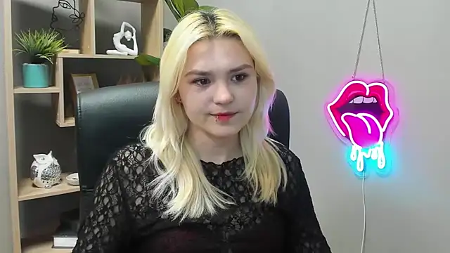 SweetLilyxo online show from 23, 4, 2026