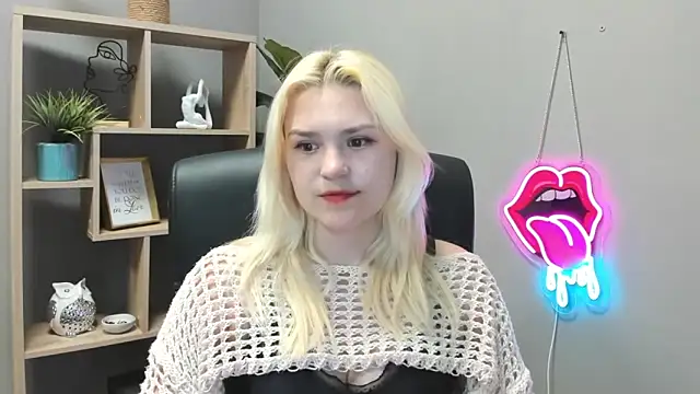 SweetLilyxo online show from 22, 5, 2026