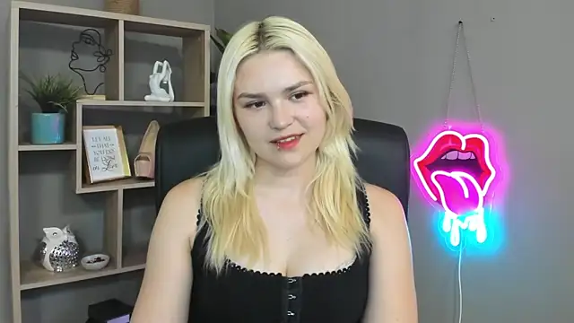 SweetLilyxo online show from 24, 5, 2026