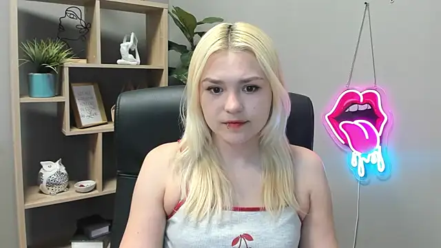 SweetLilyxo online show from 11, 5, 2026