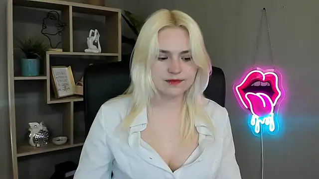 SweetLilyxo online show from 12, 5, 2026