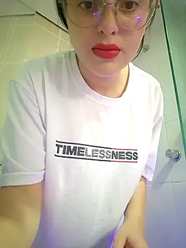 Snapshot of Artt_Juli chatting on 13, 2, 2026 Artt Juli online show from 13, 2, 2026