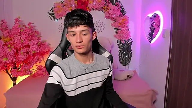 Patrick Howland  online show from 11, 4, 2026