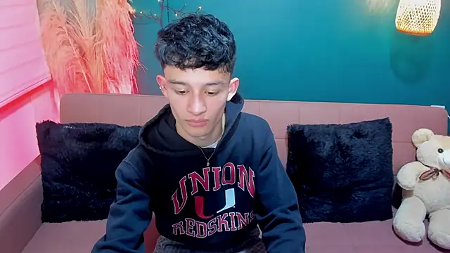 Patrick Howland  online show from 5, 2, 2026