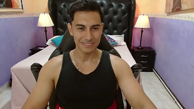 Snapshot of Mike_Conors chatting on 11, 2, 2026 Mike Conors online show from 11, 2, 2026