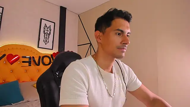 Snapshot of Mike_Conors chatting on 17, 2, 2026 Mike Conors online show from 17, 2, 2026