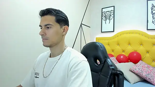 Snapshot of Mike_Conors chatting on 20, 2, 2026 Mike Conors online show from 20, 2, 2026