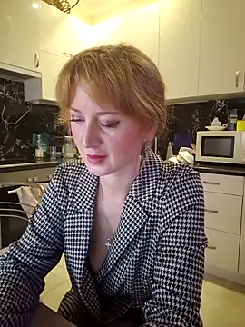 LanaBananaa  online show from 24, 4, 2026
