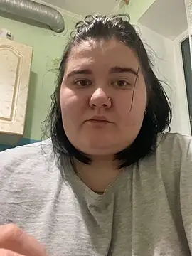 AngelKiras online show from 4, 2, 2026