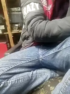 Snapshot of Aww21 chatting on 4, 4, 2026 Aww21 online show from 4, 4, 2026