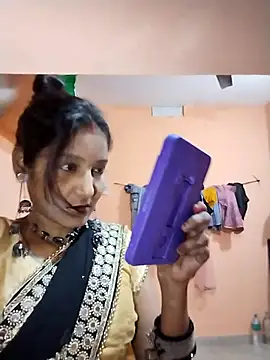 Snapshot of Ayesharani1 chatting on 9, 2, 2026 Ayesharani1 online show from 9, 2, 2026