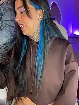 Annie Alicee online show from 13, 3, 2026