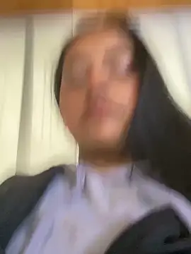 Annie Alicee online show from 6, 3, 2026