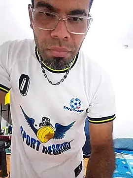 Snapshot of thom_1 chatting on 23, 2, 2026 thom 1 online show from 23, 2, 2026