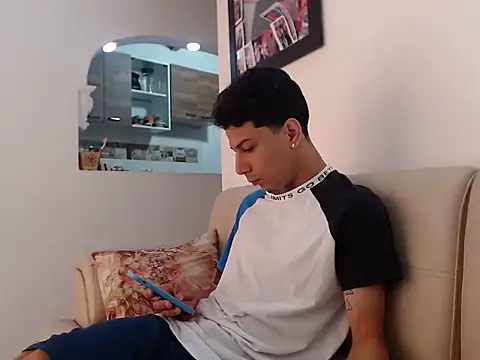 waner thom online show from 11, 2, 2026