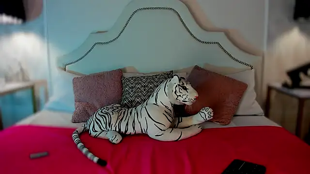 Snapshot of niicole_garner chatting on 11, 2, 2026 niicole garner online show from 11, 2, 2026