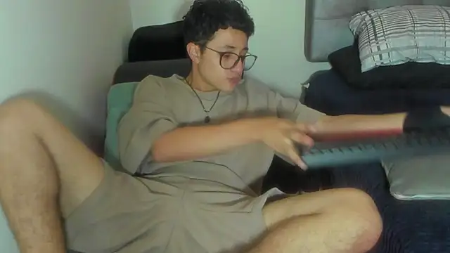 Snapshot of Adonibaskerville4 chatting on 27, 2, 2026 Adonibaskerville4 online show from 27, 2, 2026