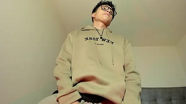 Adonibaskerville4 online show from 28, 3, 2026