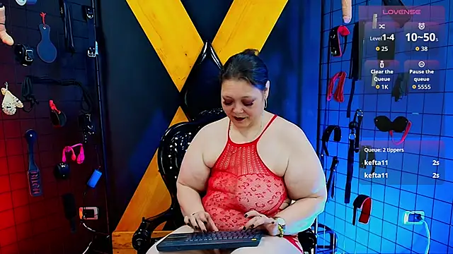 Judith Mature bdsm online show from 7, 2, 2026