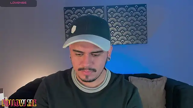 Snapshot of Chriss_Hunt chatting on 11, 2, 2026 Chriss Hunt online show from 11, 2, 2026