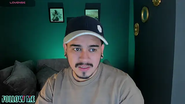 Snapshot of Chriss_Hunt chatting on 17, 2, 2026 Chriss Hunt online show from 17, 2, 2026