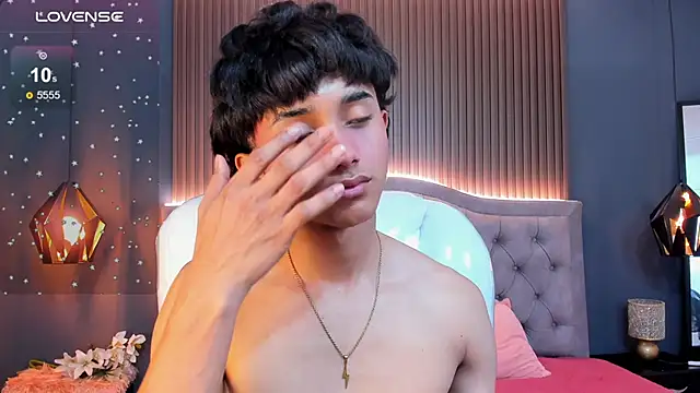 Snapshot of Noa_03 chatting on 11, 2, 2026 Noa 03 online show from 11, 2, 2026