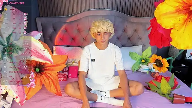 Snapshot of Noa_03 chatting on 25, 2, 2026 Noa 03 online show from 25, 2, 2026