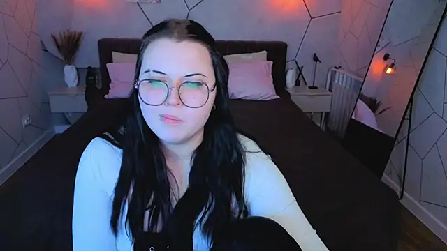 Kira G0ld online show from 27, 5, 2026